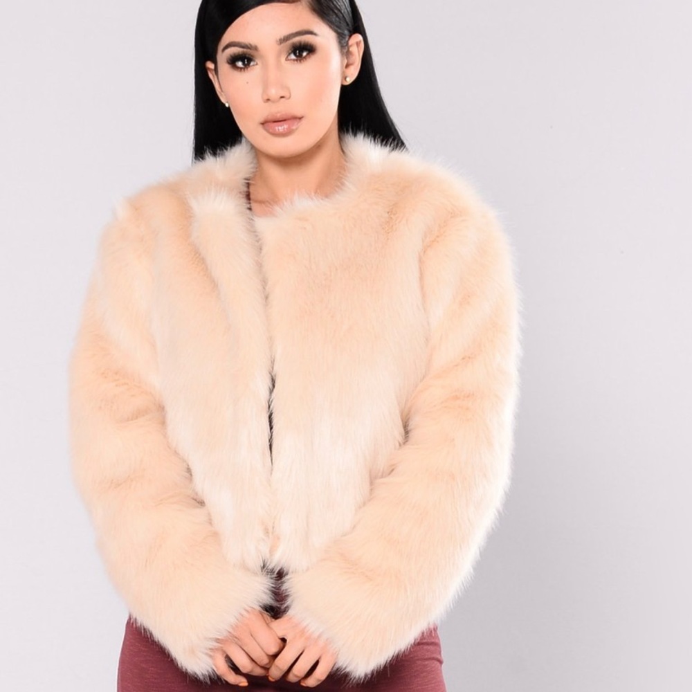 FASHION NOVA Faux Fur Jacket (Cream) - Medium